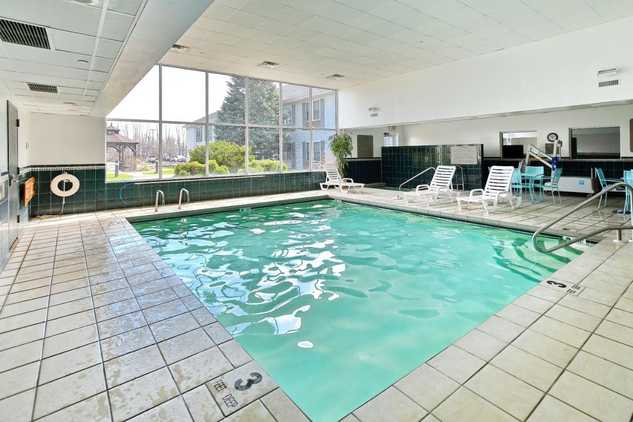 Country Inn & Suites By Radisson, Mount Morris, Ny Exterior foto